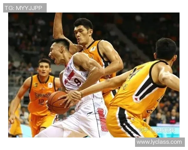 南京篮球队心理素质引发热议球迷对球队表现的看法与期待