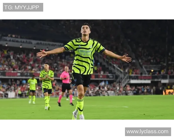 足球明星出走背后真相揭秘及对未来职业生涯的影响分析